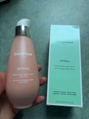 Darphin Intral Active Stabilizing face Lotion